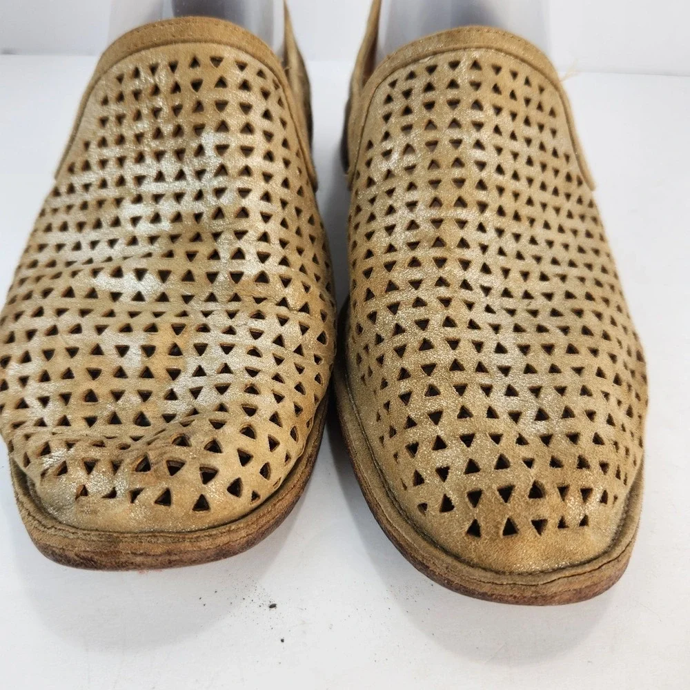 Trask‎ Ali Perforated Women's Camel Suede Slip-On Casual Shoes Size 8.5M